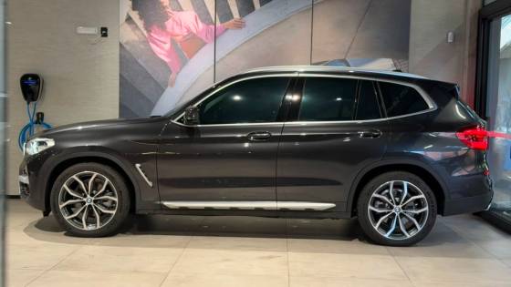 BMW X3 2.0 16V GASOLINA X LINE XDRIVE30I STEPTRONIC BMW X3 2.0 16V GASOLINA X LINE XDRIVE30I STEPTRONIC